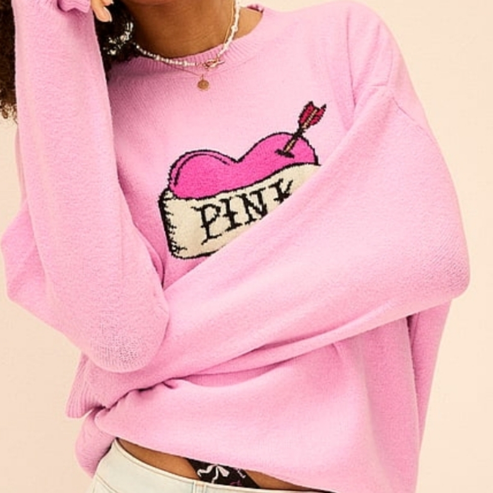 PINK VS Campus Knit Heart Sweater Size Large NWT - Picture 9 of 12